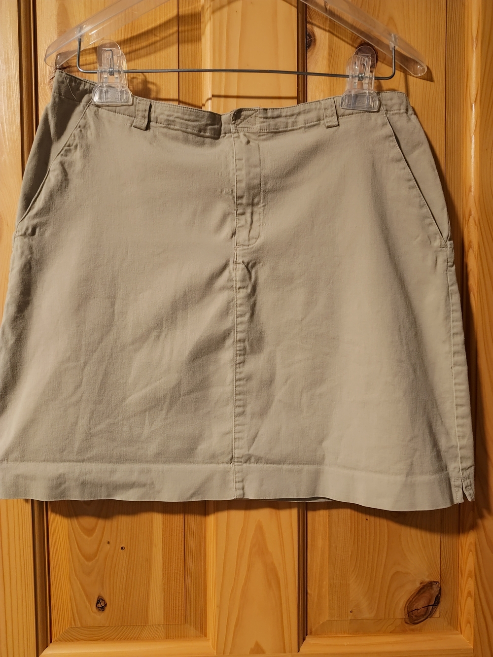American Eagle Light Khaki A-Line Skort, Size 6
